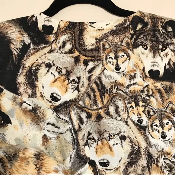 Joanie Batchelor Handmade Wolf Print Vest - Picture 7 of 10